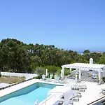 Emcasa Boutique 4*